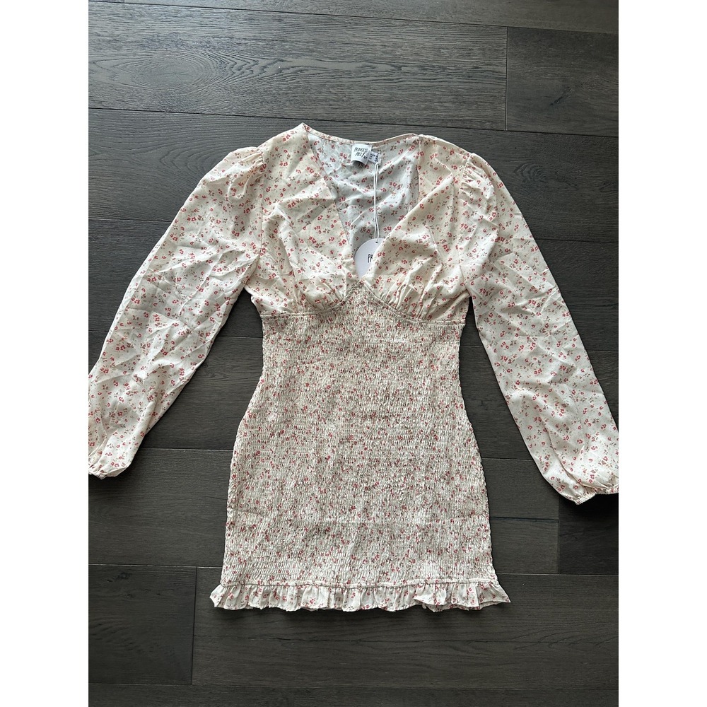 Princess Polly Dress Womens 10 Cream‎ Floral Sawyer Long Sleeve Mini Smocked